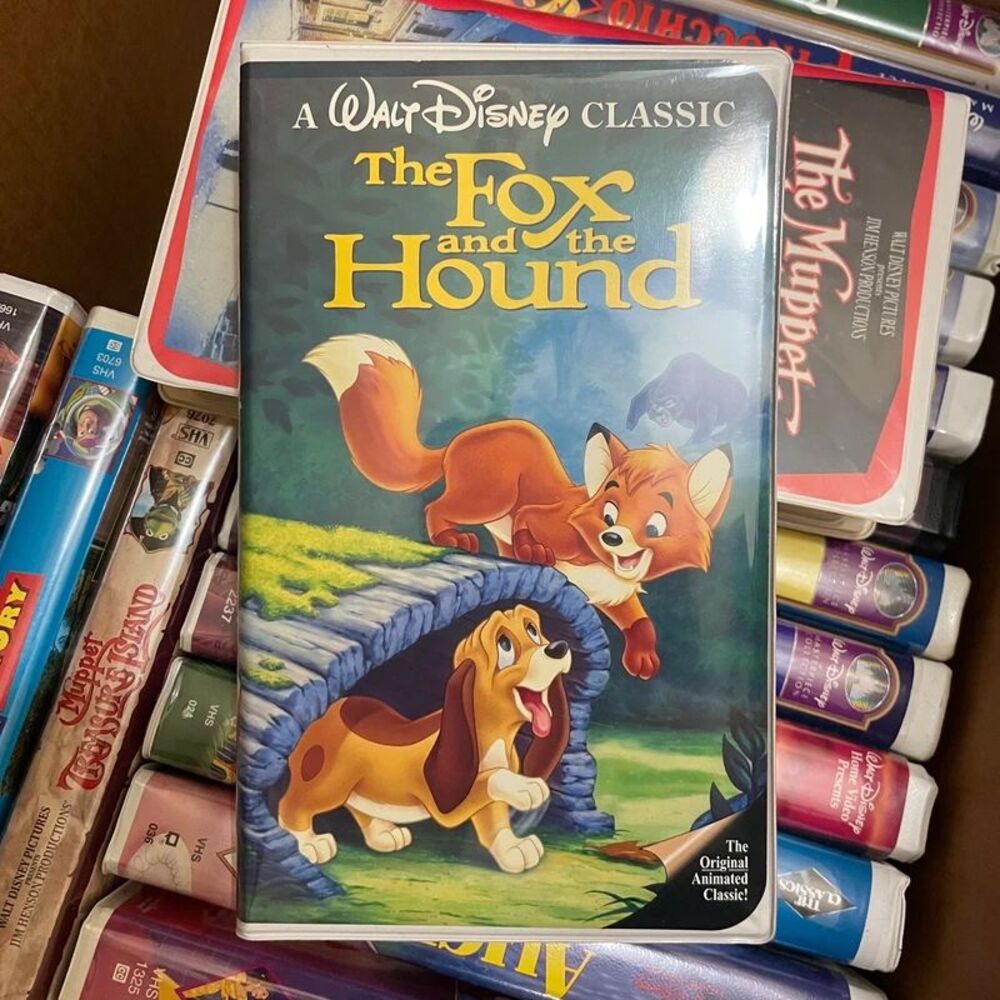 Walt Disney’s The Fox and The Hound VHS Video Tape